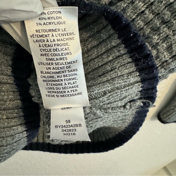 Bundle  - Tucker + Tate in Gray and Old Navy in Black & White. Size Boys… - Picture 9 of 16